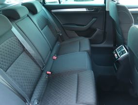 Škoda Superb - 2019