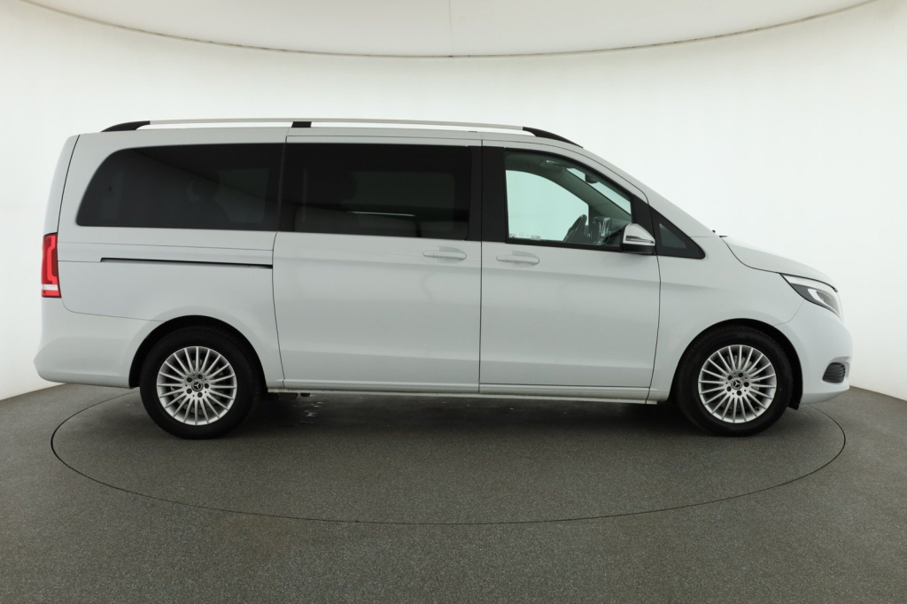 Mercedes-Benz V