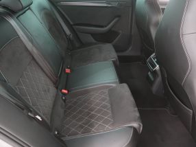 Škoda Superb - 2021