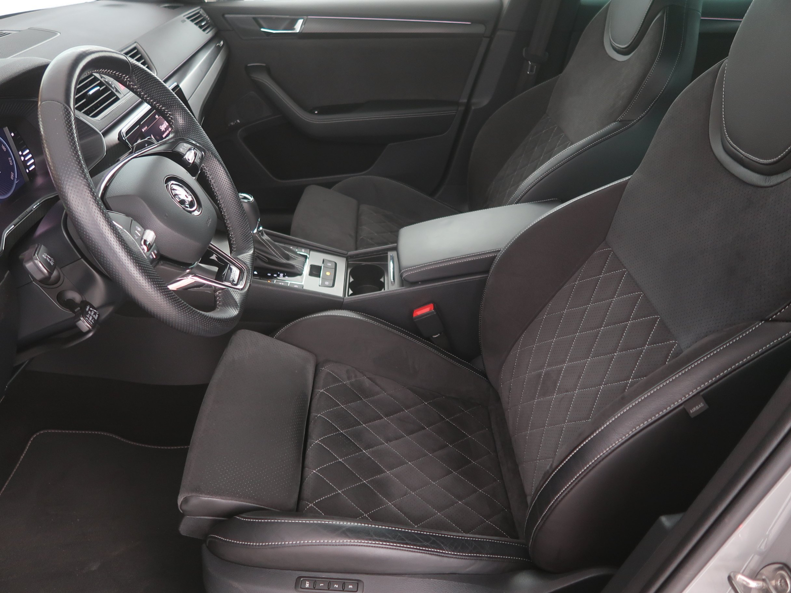 Škoda Superb - 2021