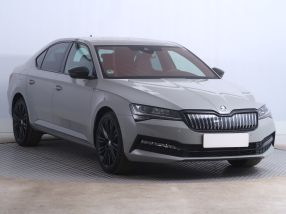 Škoda Superb - 2021