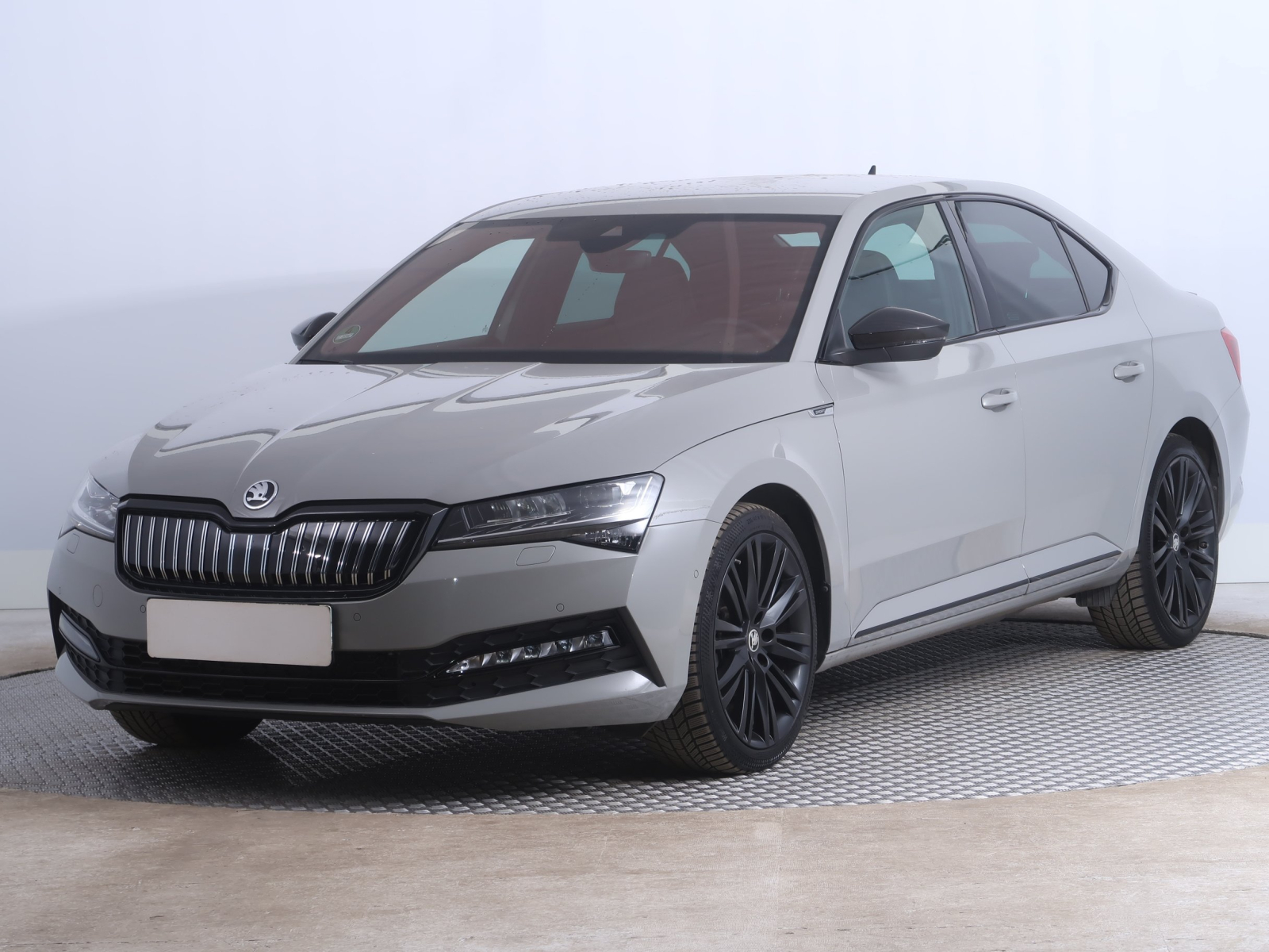 Škoda Superb - 2021