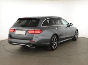 Mercedes-Benz E - 2018