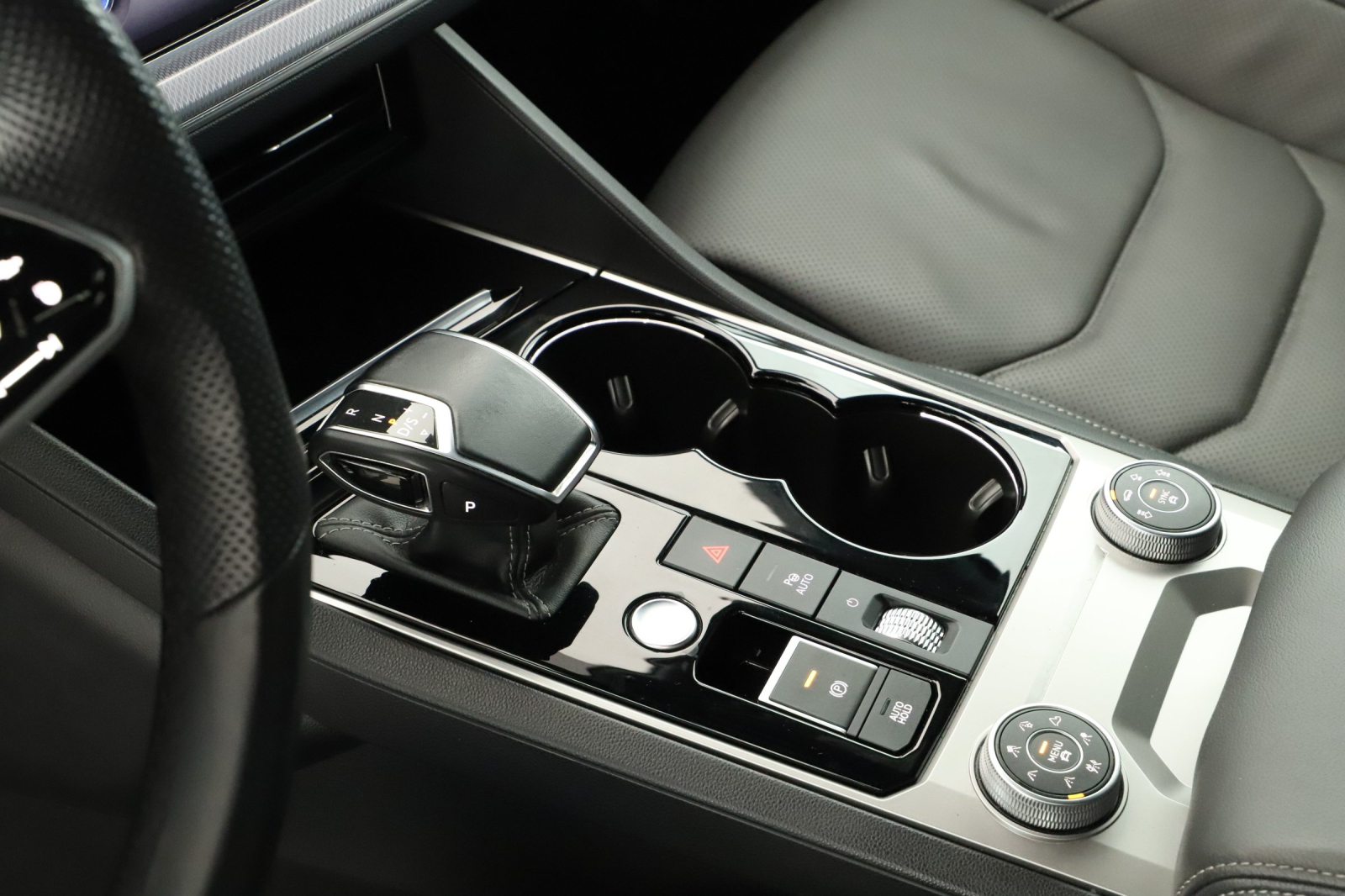 Volkswagen Touareg - 2021