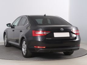 Škoda Superb - 2016