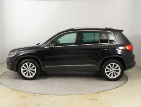 Volkswagen Tiguan - 2015