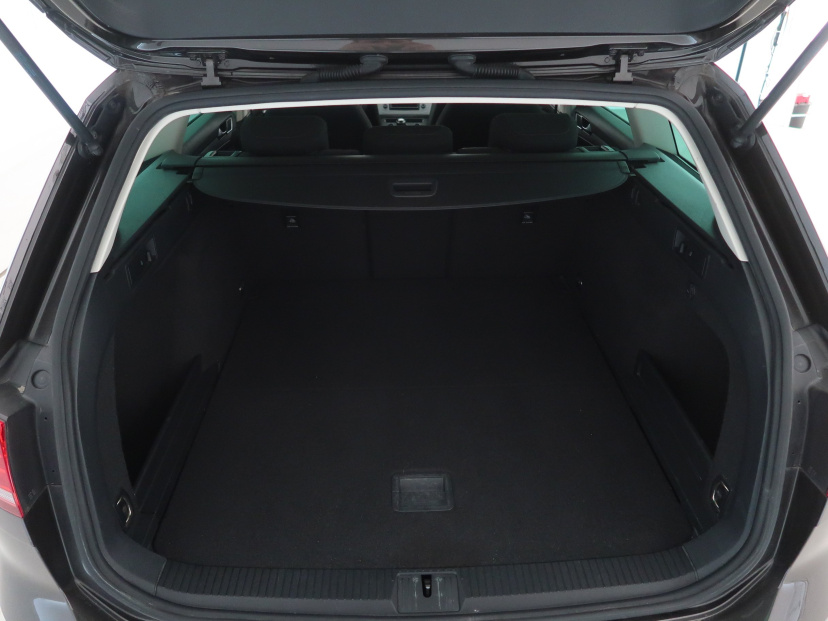 Volkswagen Passat, 2015
