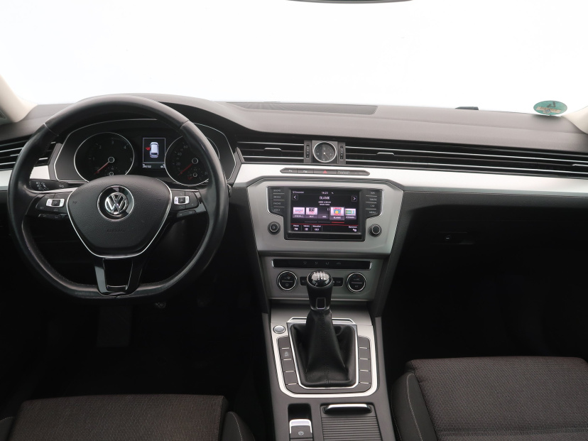 Volkswagen Passat, 2015