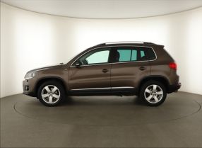 Volkswagen Tiguan - 2014