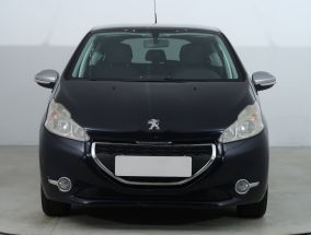 Peugeot 208 - 2015