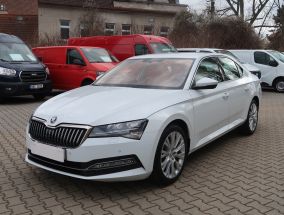 Škoda Superb - 2022