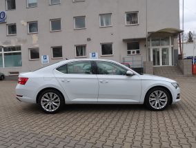 Škoda Superb - 2022
