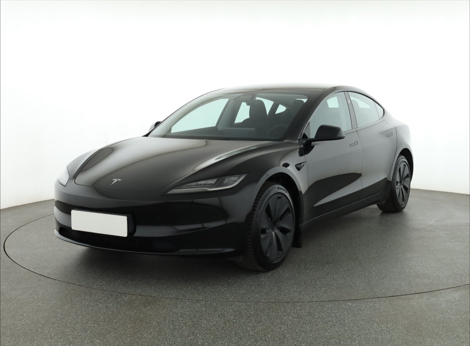 Tesla Model 3 - 2024