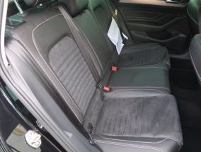 Volkswagen Passat - 2020