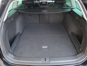 Volkswagen Passat - 2020