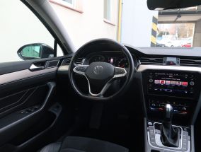 Volkswagen Passat - 2020