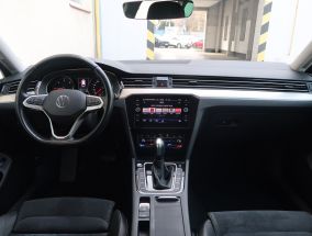 Volkswagen Passat - 2020