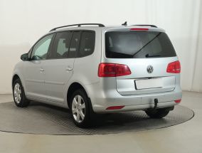 Volkswagen Touran - 2011