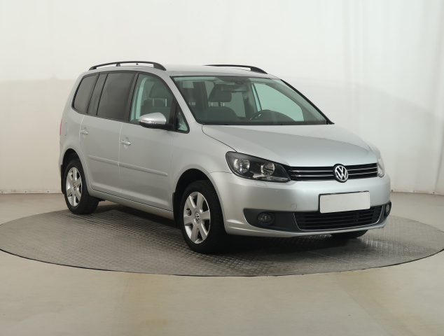 Volkswagen Touran 2011