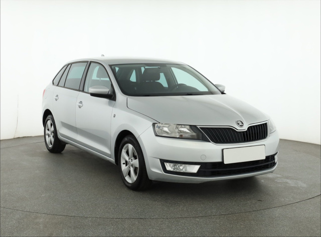 Škoda Rapid Spaceback 2015