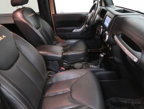 Jeep Wrangler - 2016