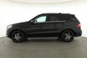 Mercedes-Benz ML - 2012