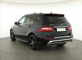 Mercedes-Benz ML - 2012