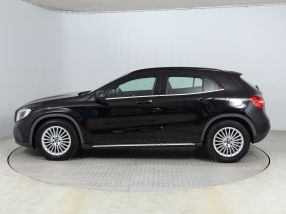 Mercedes-Benz GLA - 2017