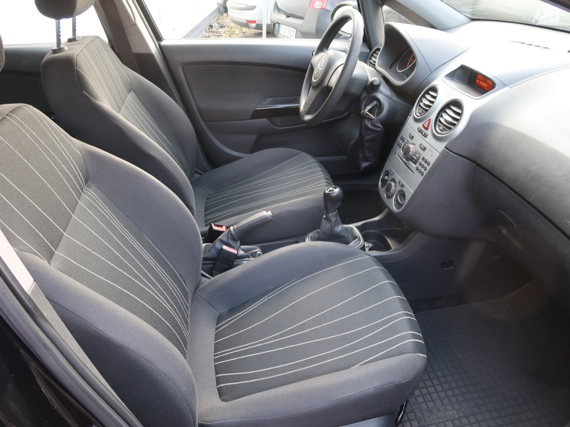 Opel Corsa, 2011
