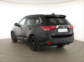 Mitsubishi Outlander - 2019