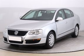 Volkswagen Passat - 2005