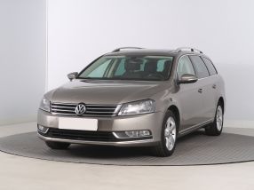 Volkswagen Passat - 2013