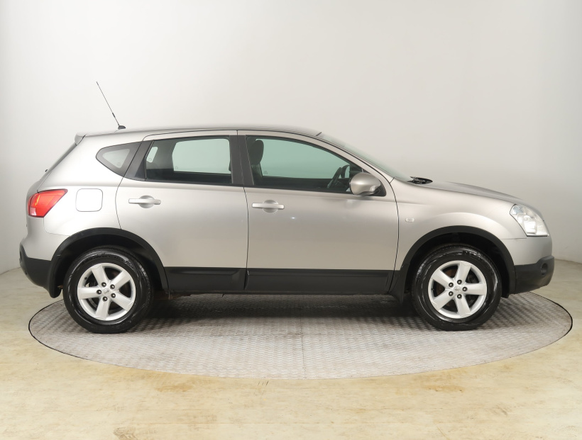 Nissan Qashqai, 2009