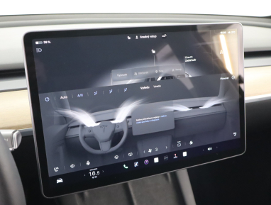 Tesla Model Y - 2022