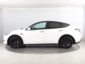 Tesla Model Y - 2022