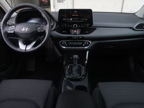 Hyundai i30 - 2025