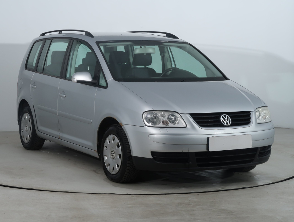 Volkswagen Touran, 2004