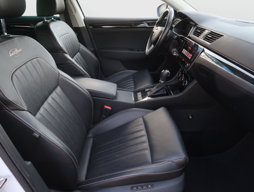 Škoda Superb, 2020