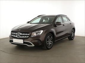 Mercedes-Benz GLA - 2017