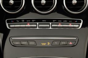 Mercedes-Benz C - 2020