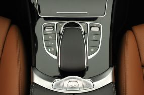 Mercedes-Benz C - 2020