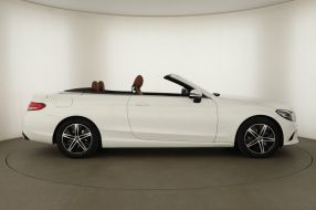 Mercedes-Benz C - 2020