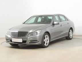 Mercedes-Benz E - 2011