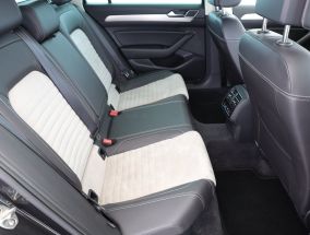 Volkswagen Passat - 2018