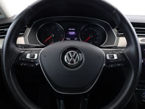 Volkswagen Passat - 2018