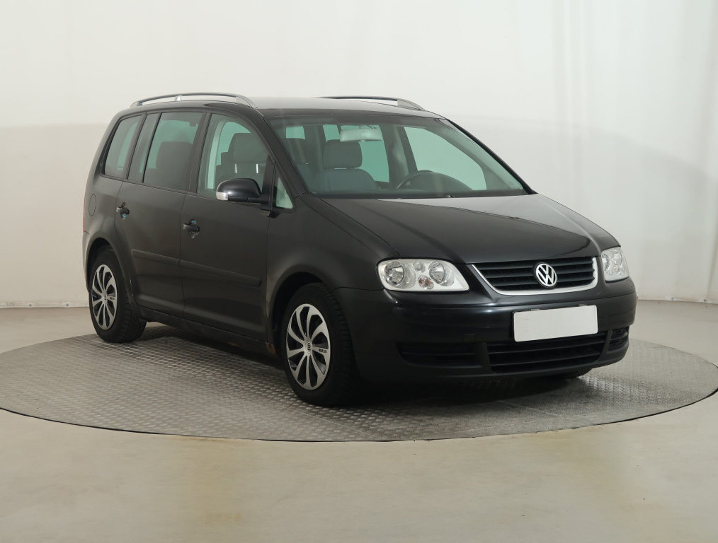Volkswagen Touran, 2005