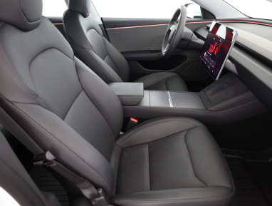 Tesla Model 3 - 2024