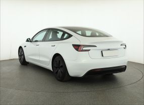 Tesla Model 3 - 2024