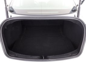 Tesla Model 3 - 2024