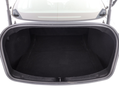 Tesla Model 3 - 2024